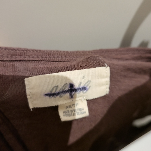 Top - Picture 3 of 3